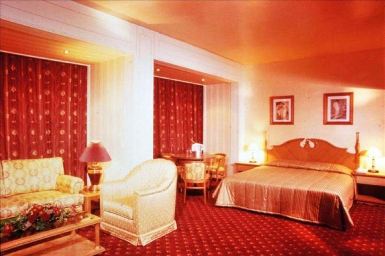 Grand Hotel Bejrut Zewnętrze zdjęcie